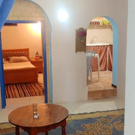 Comfortable Apartment Near Central Tunis With Terrace Exterior foto